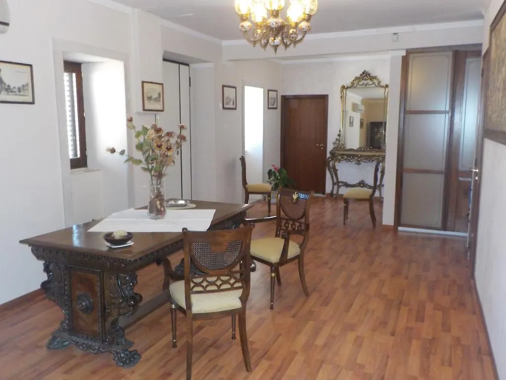 Casa Mirabella
