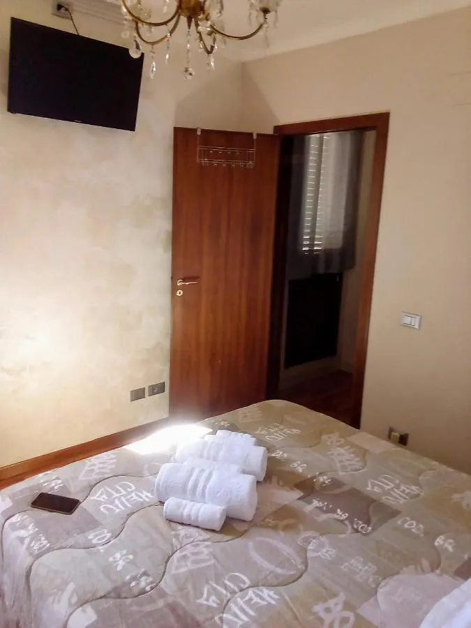 Casa Mirabella 0*, Syracuse Italy